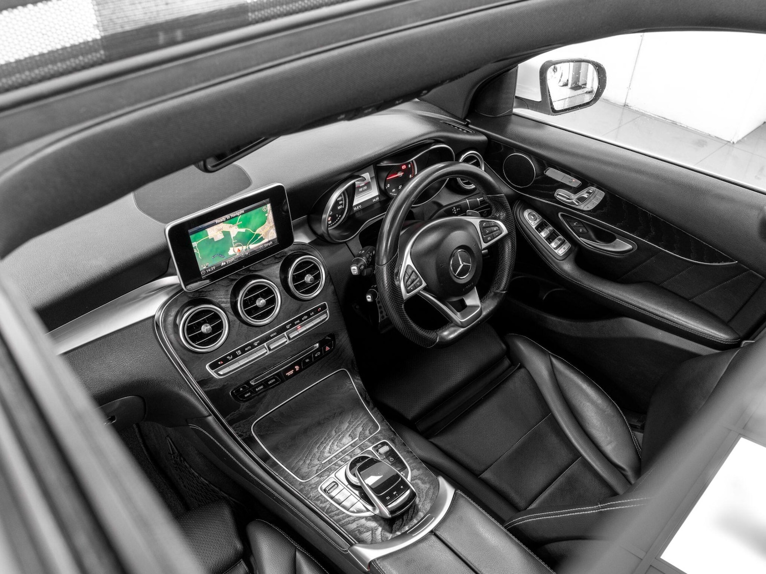 Used Mercedes-Benz GLC 2017 for sale - 76059309: Photo 20