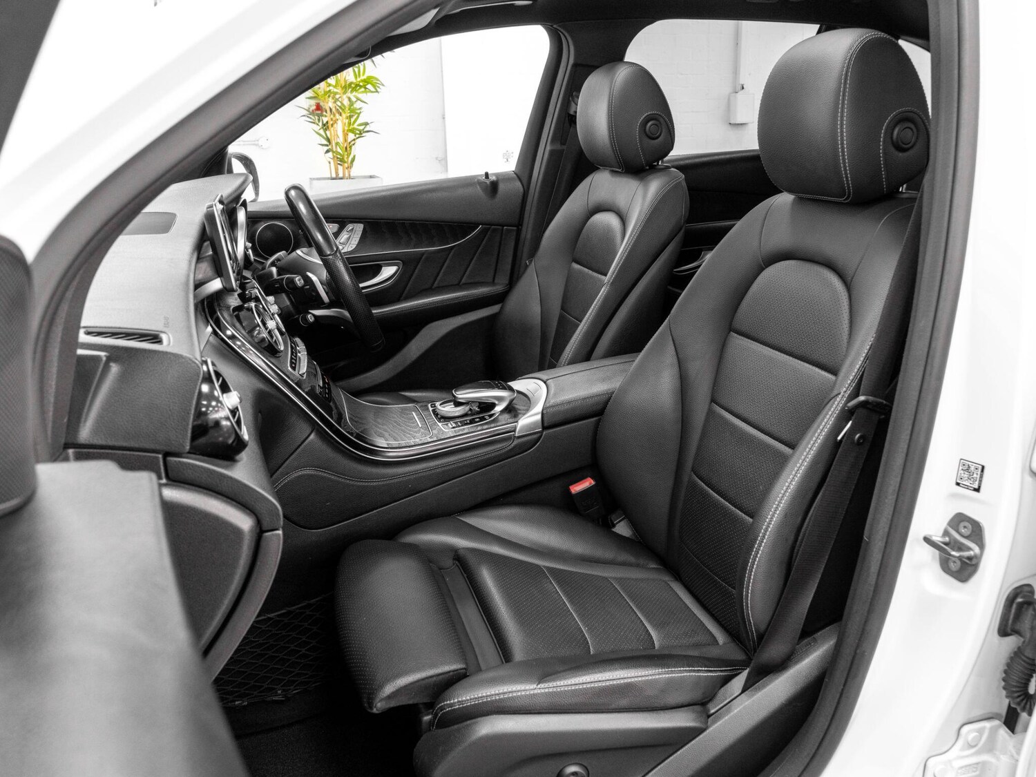 Used Mercedes-Benz GLC 2017 for sale - 76059309: Photo 22