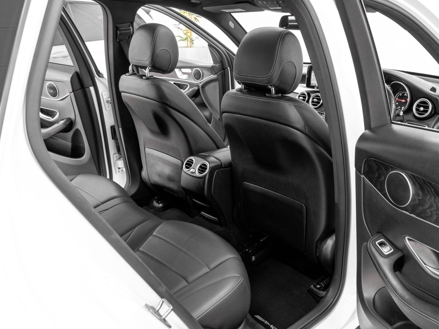 Used Mercedes-Benz GLC 2017 for sale - 76059309: Photo 25