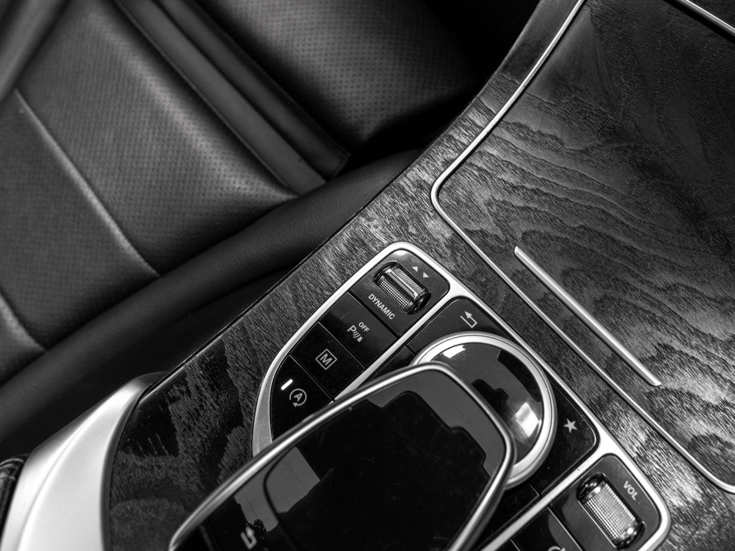 Used Mercedes-Benz GLC 2017 for sale - 76059309: Photo 45