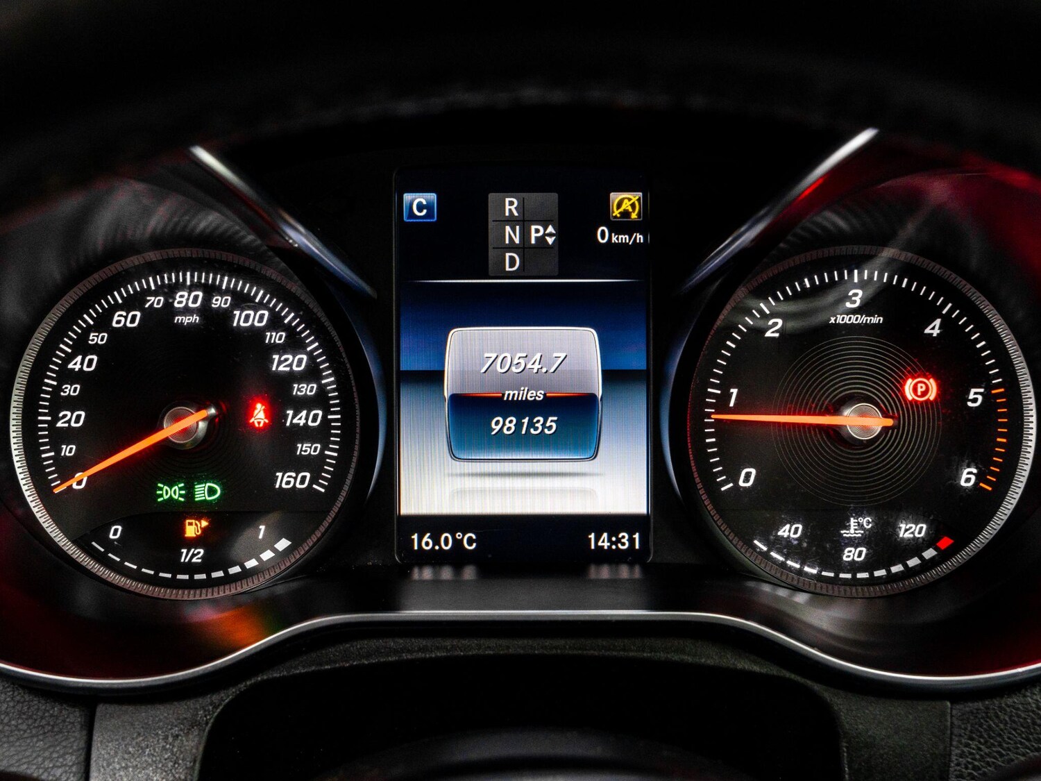 Used Mercedes-Benz GLC 2017 for sale - 76059309: Photo 47