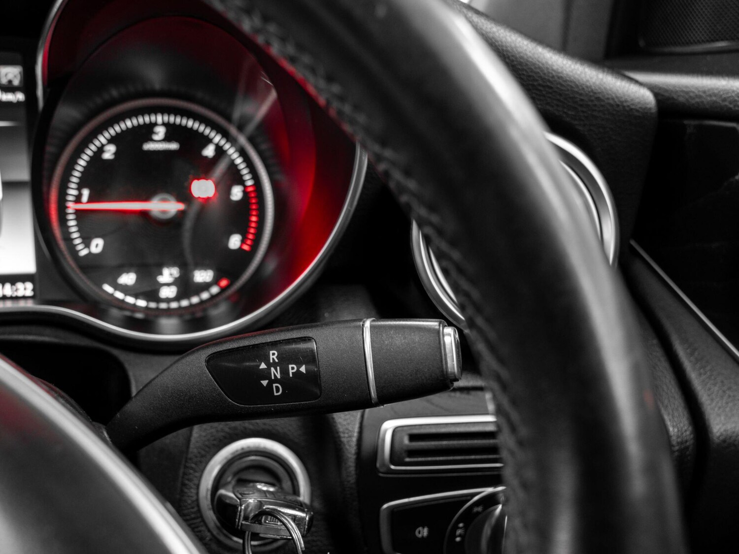 Used Mercedes-Benz GLC 2017 for sale - 76059309: Photo 48