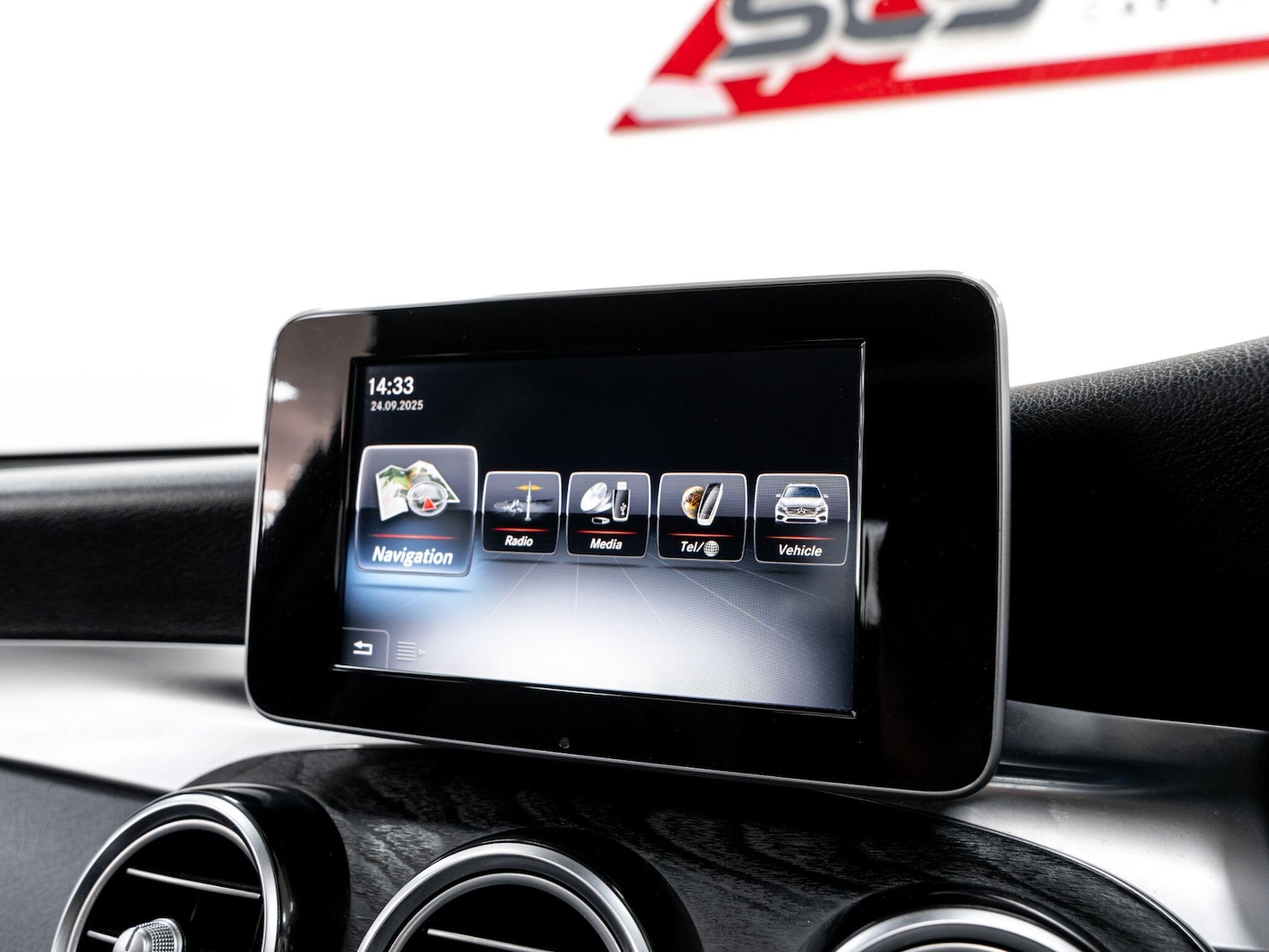 Used Mercedes-Benz GLC 2017 for sale - 76059309: Photo 52