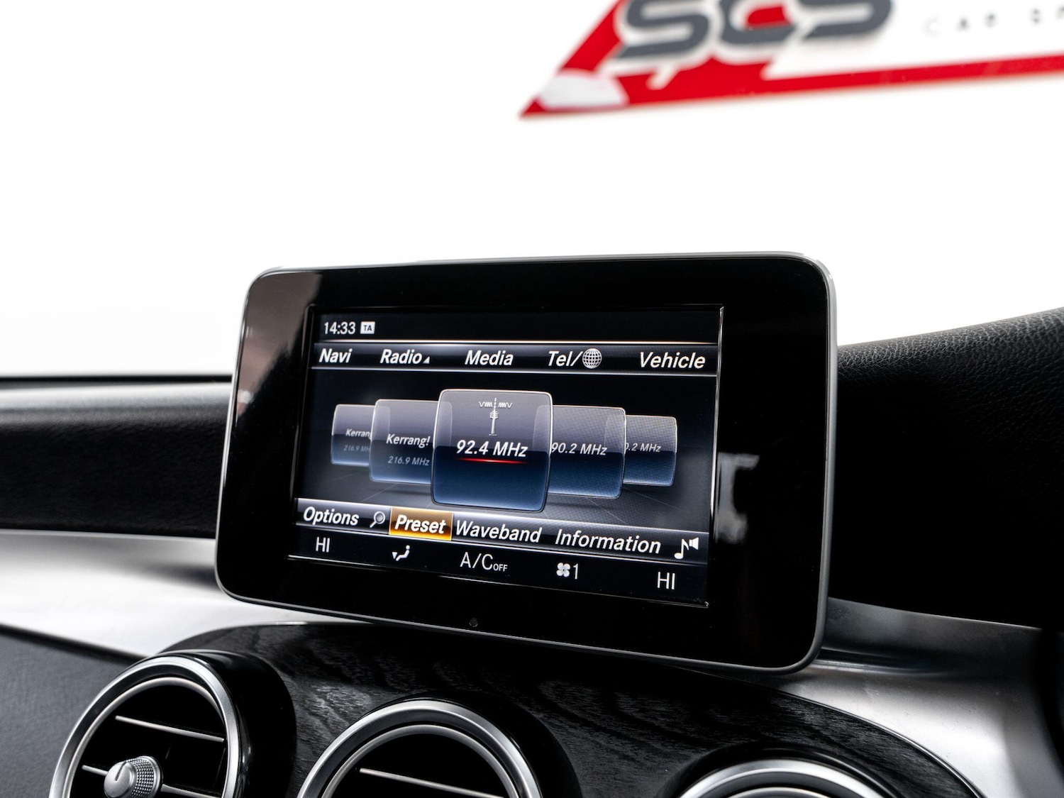 Used Mercedes-Benz GLC 2017 for sale - 76059309: Photo 53