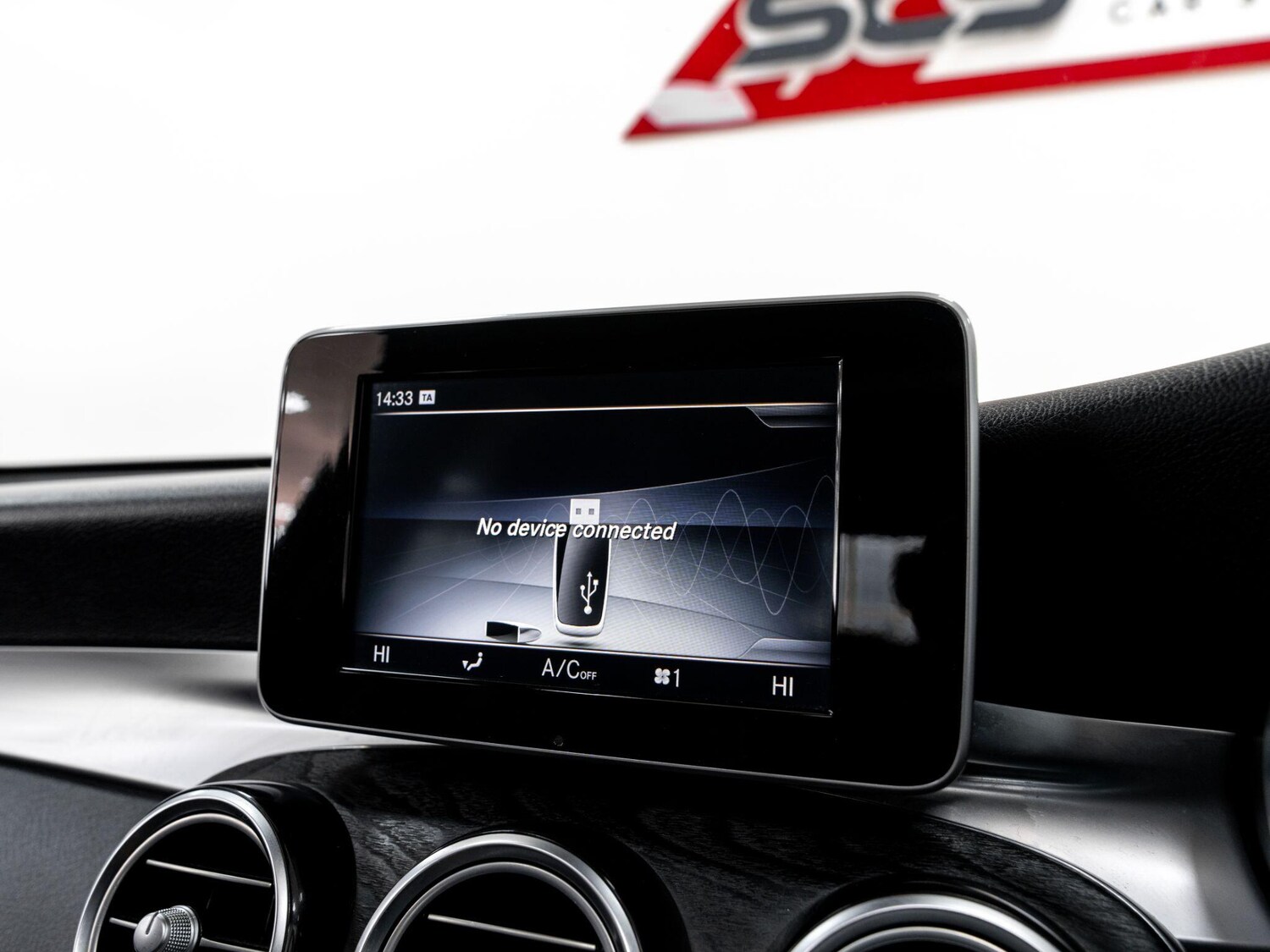 Used Mercedes-Benz GLC 2017 for sale - 76059309: Photo 55