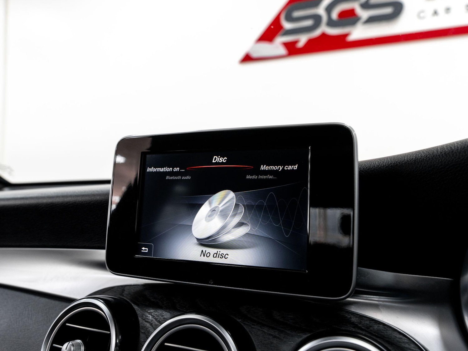 Used Mercedes-Benz GLC 2017 for sale - 76059309: Photo 57