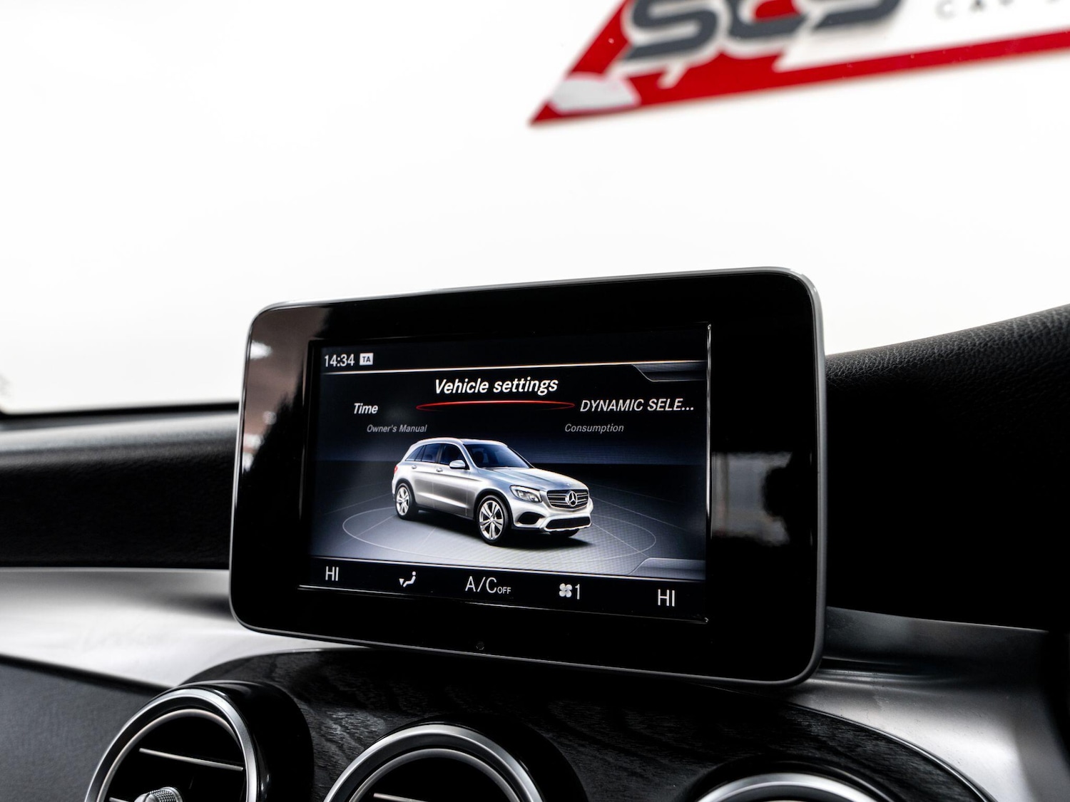 Used Mercedes-Benz GLC 2017 for sale - 76059309: Photo 58