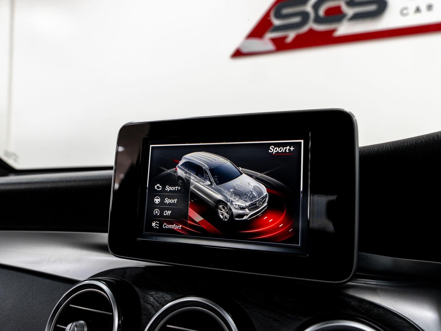 Used Mercedes-Benz GLC 2017 for sale - 76059309: Photo 62