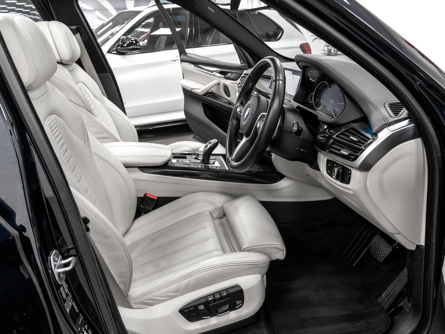 Used BMW X5 2017 for sale - 77376428: Photo 15