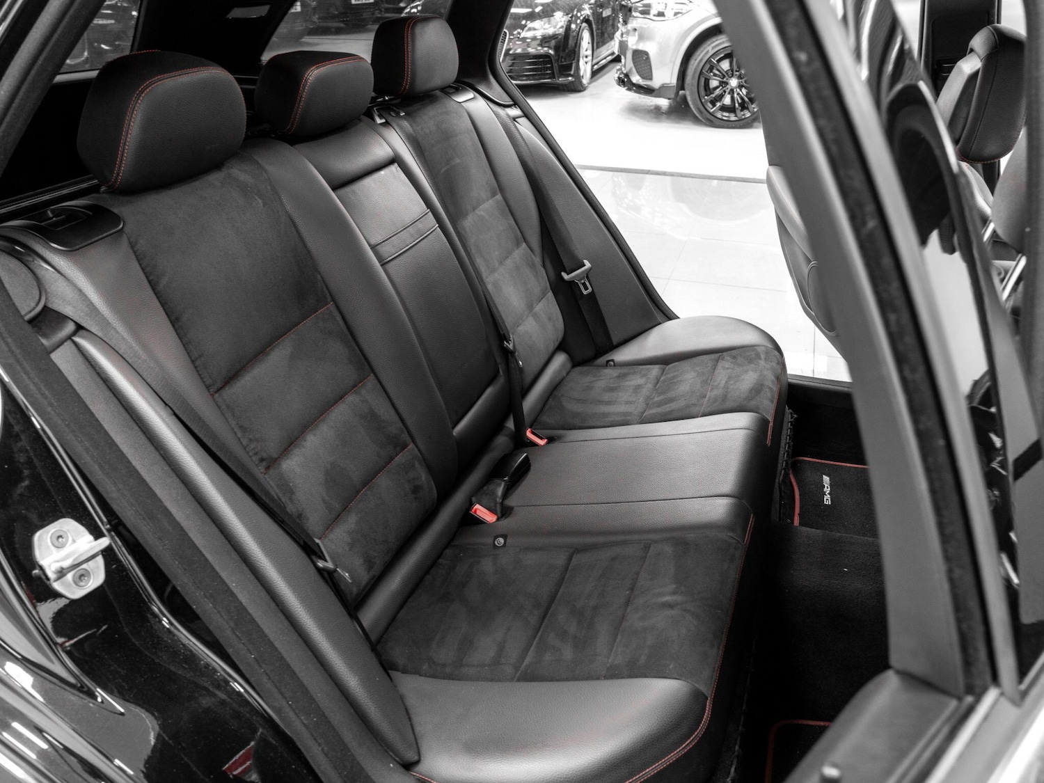 Used Mercedes-Benz C Class 2013 for sale - 76839559: Photo 24