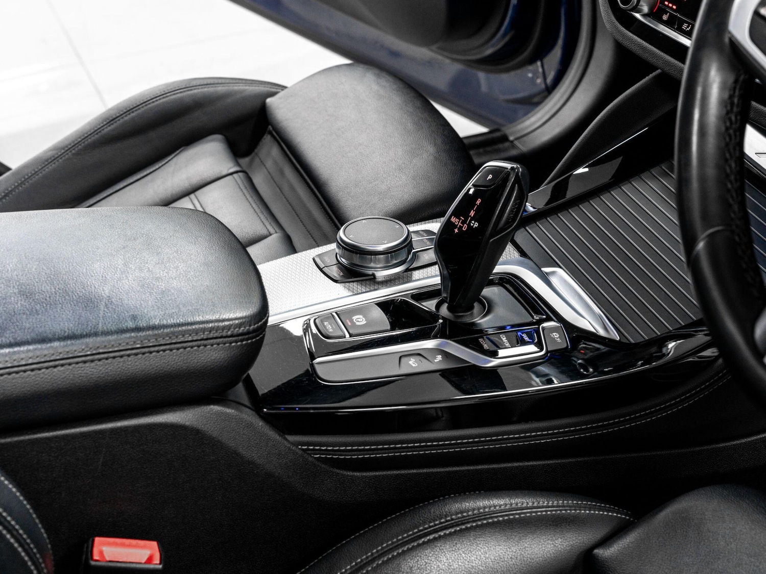 Used BMW X4 2018 for sale - 76839683: Photo 45