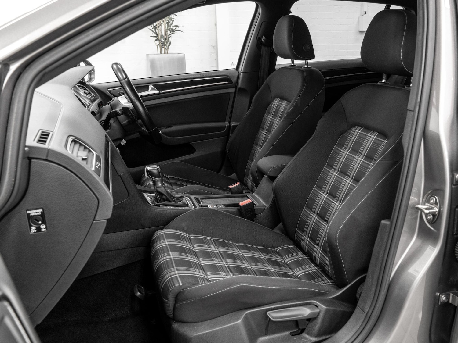 Used Volkswagen Golf 2014 for sale - 76371440: Photo 20