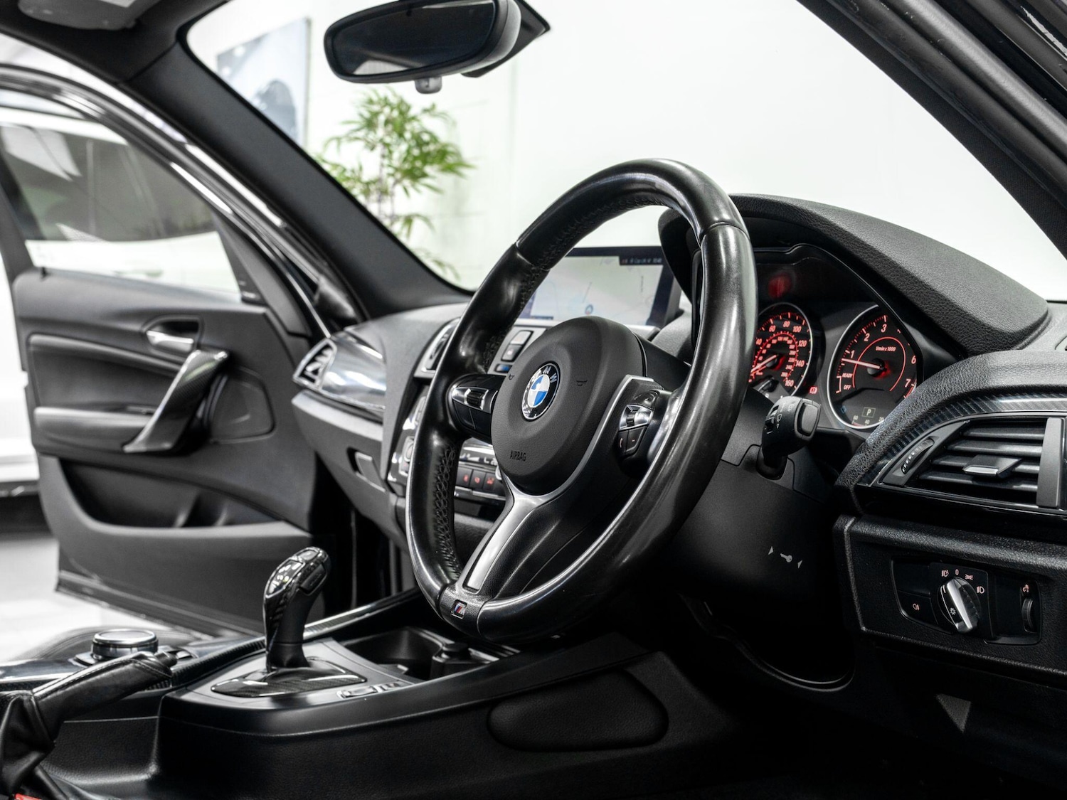 Used BMW 1 Series 2016 for sale - 77120800: Photo 34