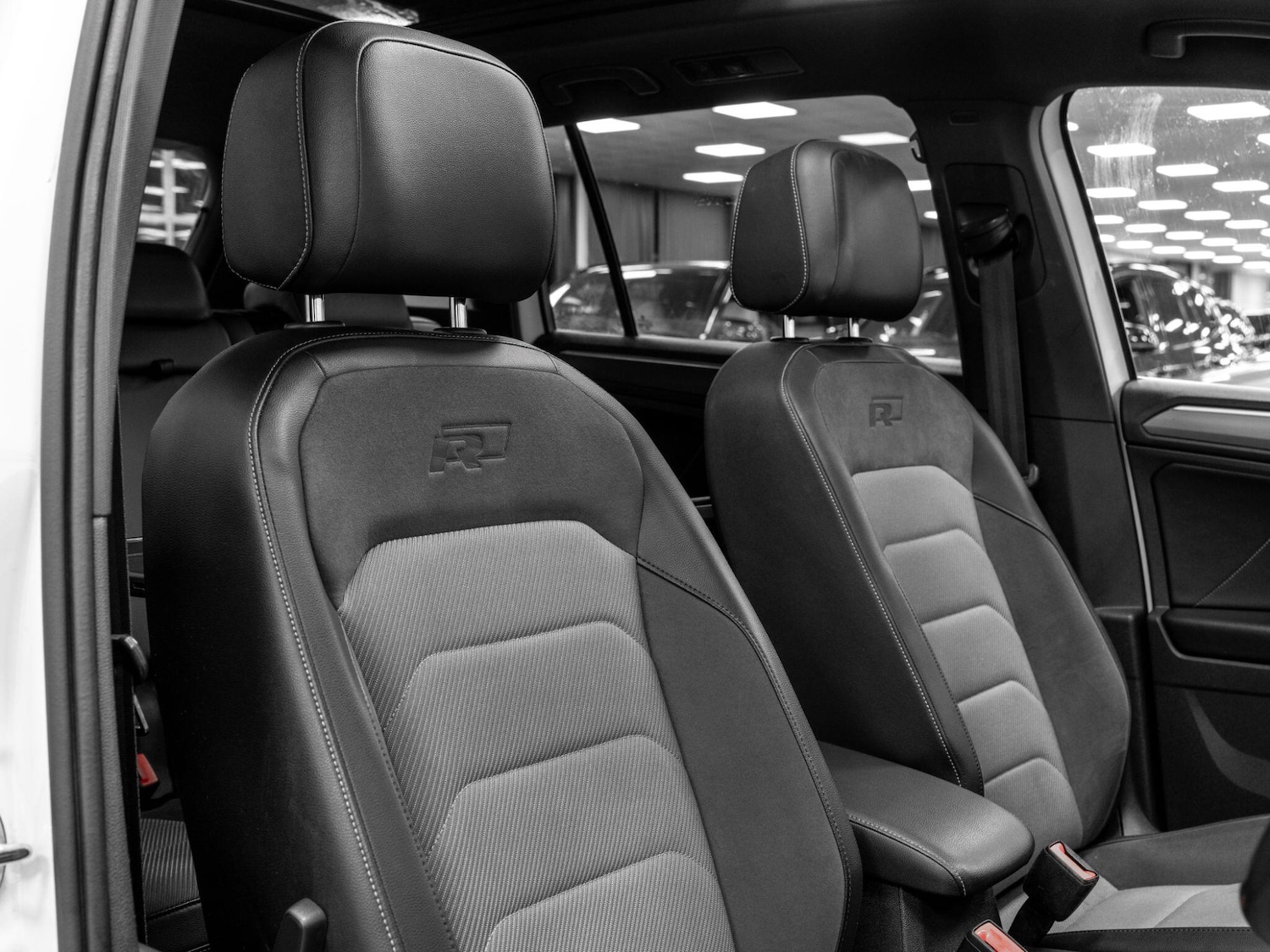 Used Volkswagen Tiguan 2019 for sale - 76743089: Photo 25