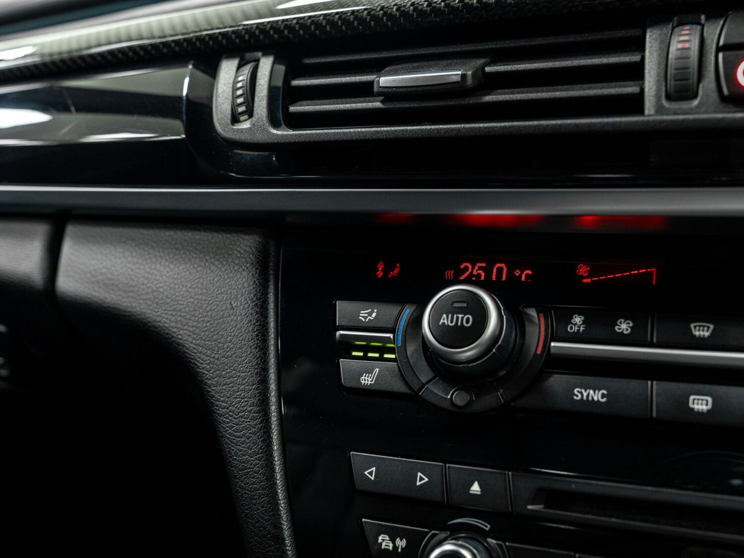 Used BMW X6 2018 for sale - 77783716: Photo 40