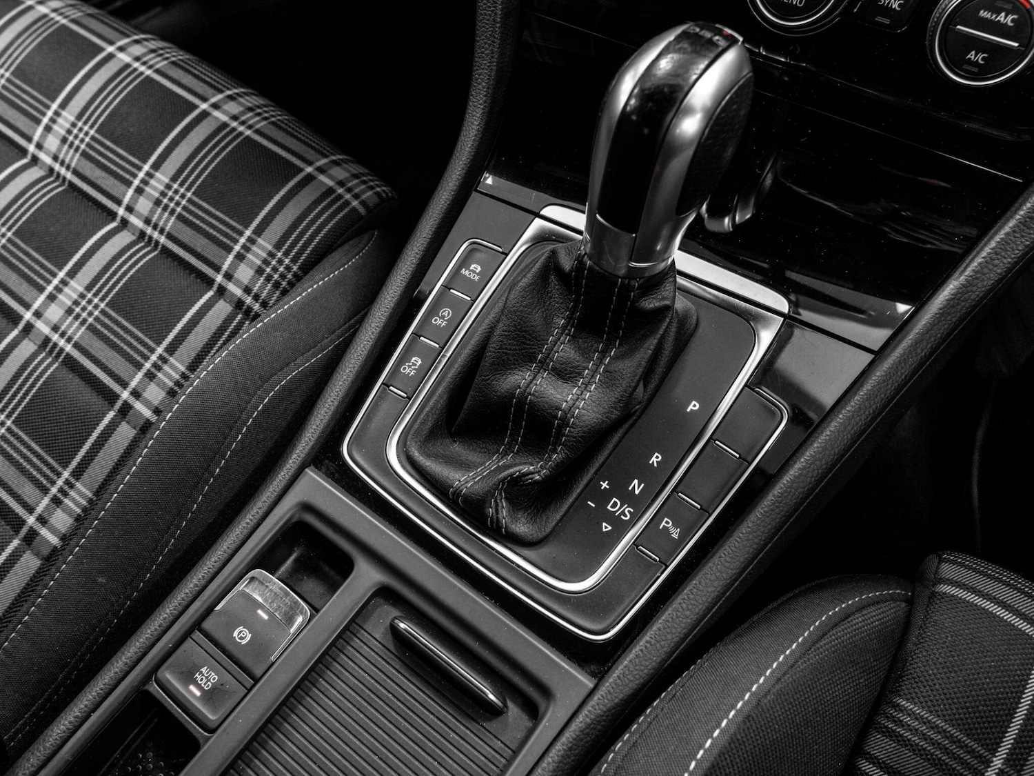 Used Volkswagen Golf for sale - 77924853: Photo 31