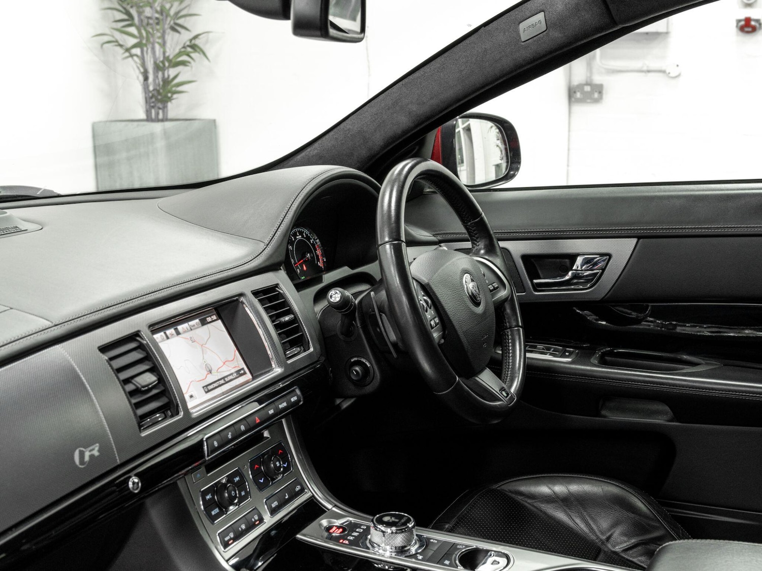 Used Jaguar XF for sale - 78135541: Photo 32