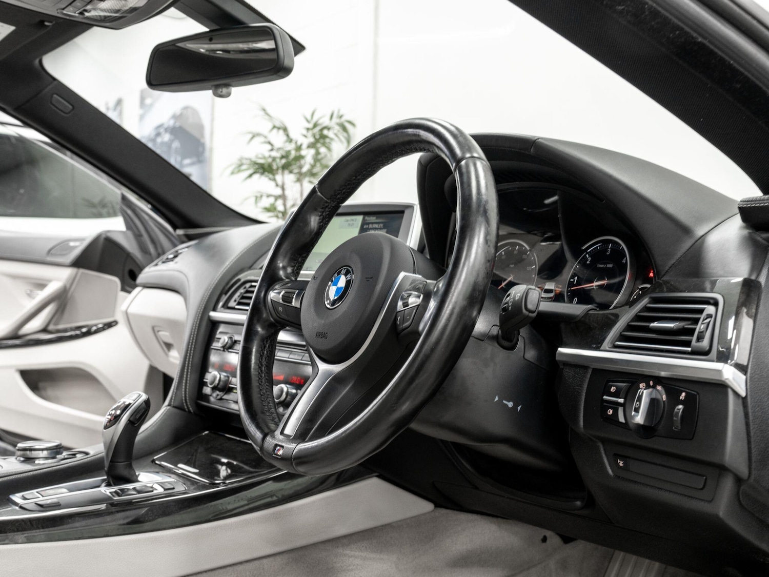 Used BMW 6 Series 2015 for sale - 76991588: Photo 35