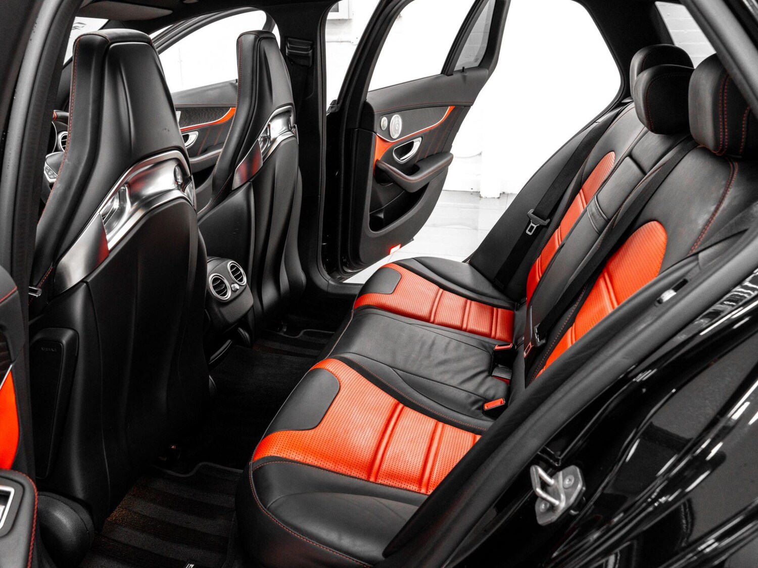 Used Mercedes-Benz C Class 2018 for sale - 77386272: Photo 28