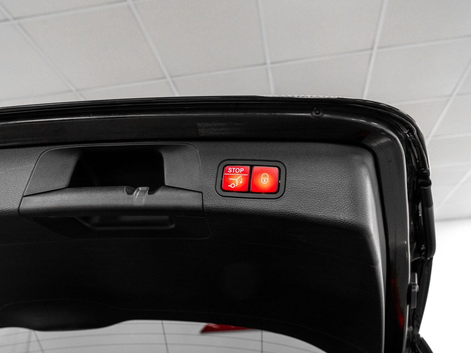 Used Mercedes-Benz C Class 2018 for sale - 77386272: Photo 33