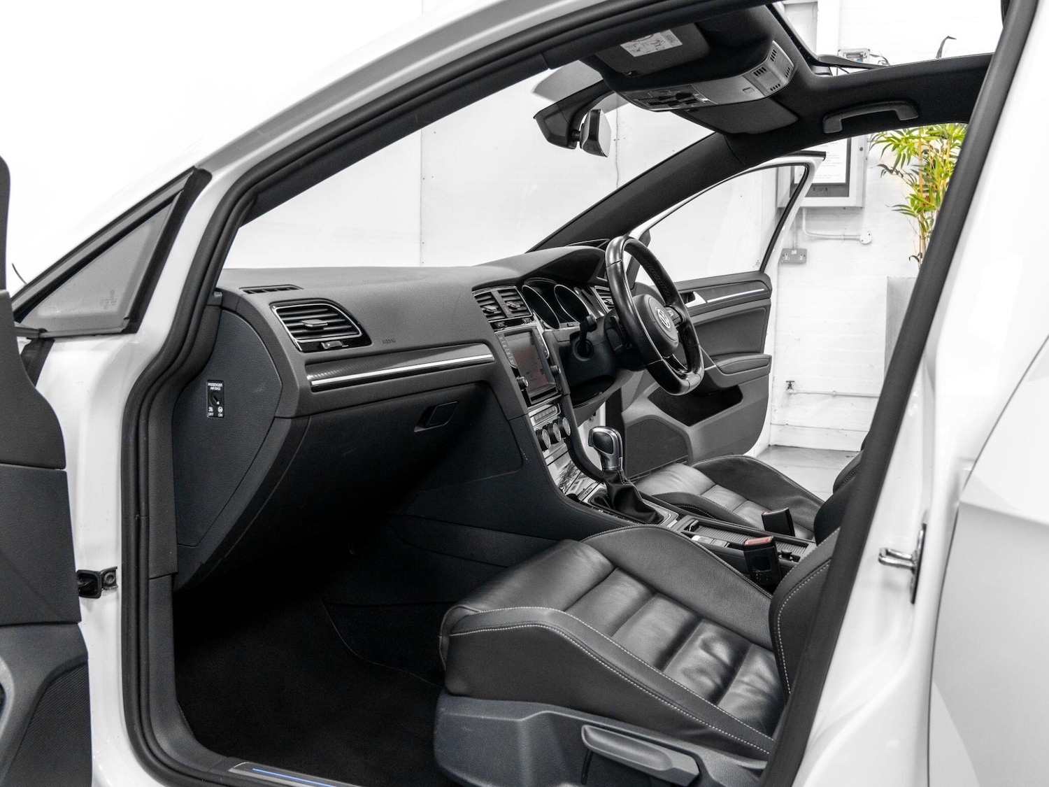 Used Volkswagen Golf for sale - 77017034: Photo 16