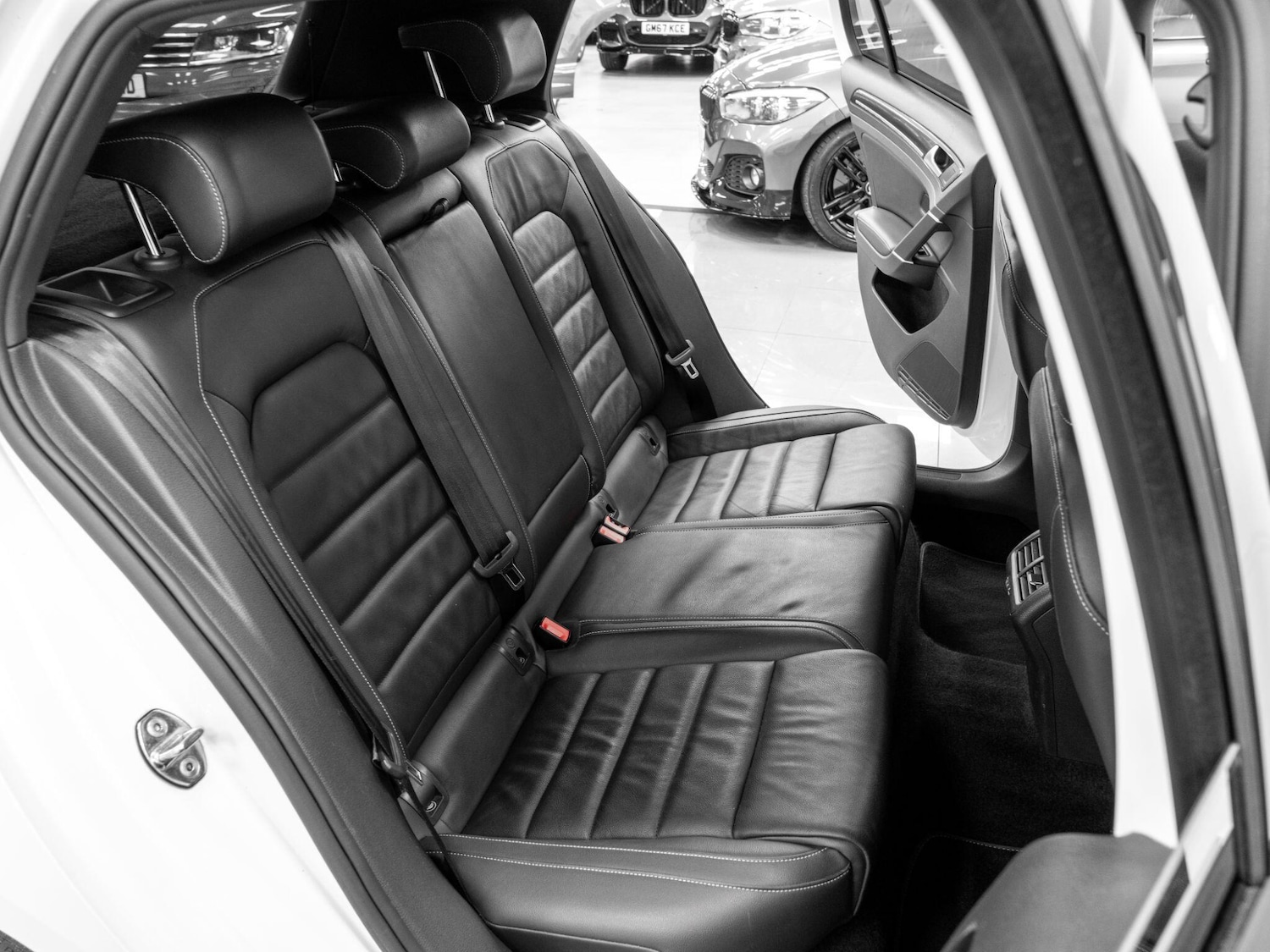 Used Volkswagen Golf for sale - 77017034: Photo 24