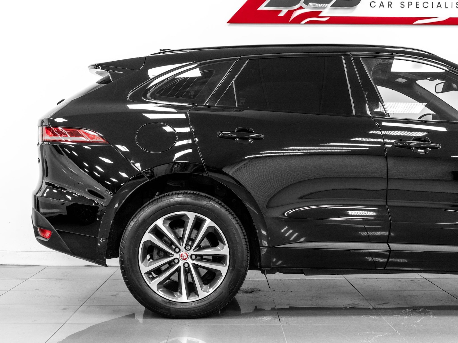Used Jaguar F-Pace 2018 for sale - 76633986: Photo 13
