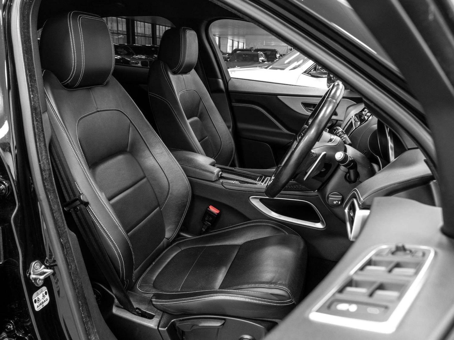 Used Jaguar F-Pace 2018 for sale - 76633986: Photo 22