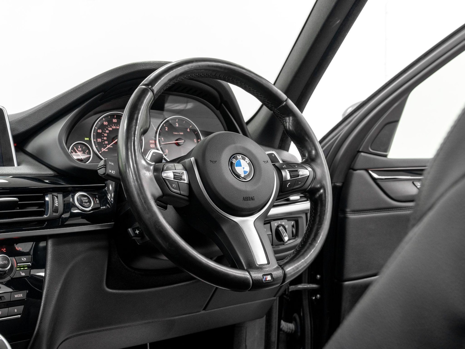 Used BMW X5 2015 for sale - 76866075: Photo 39