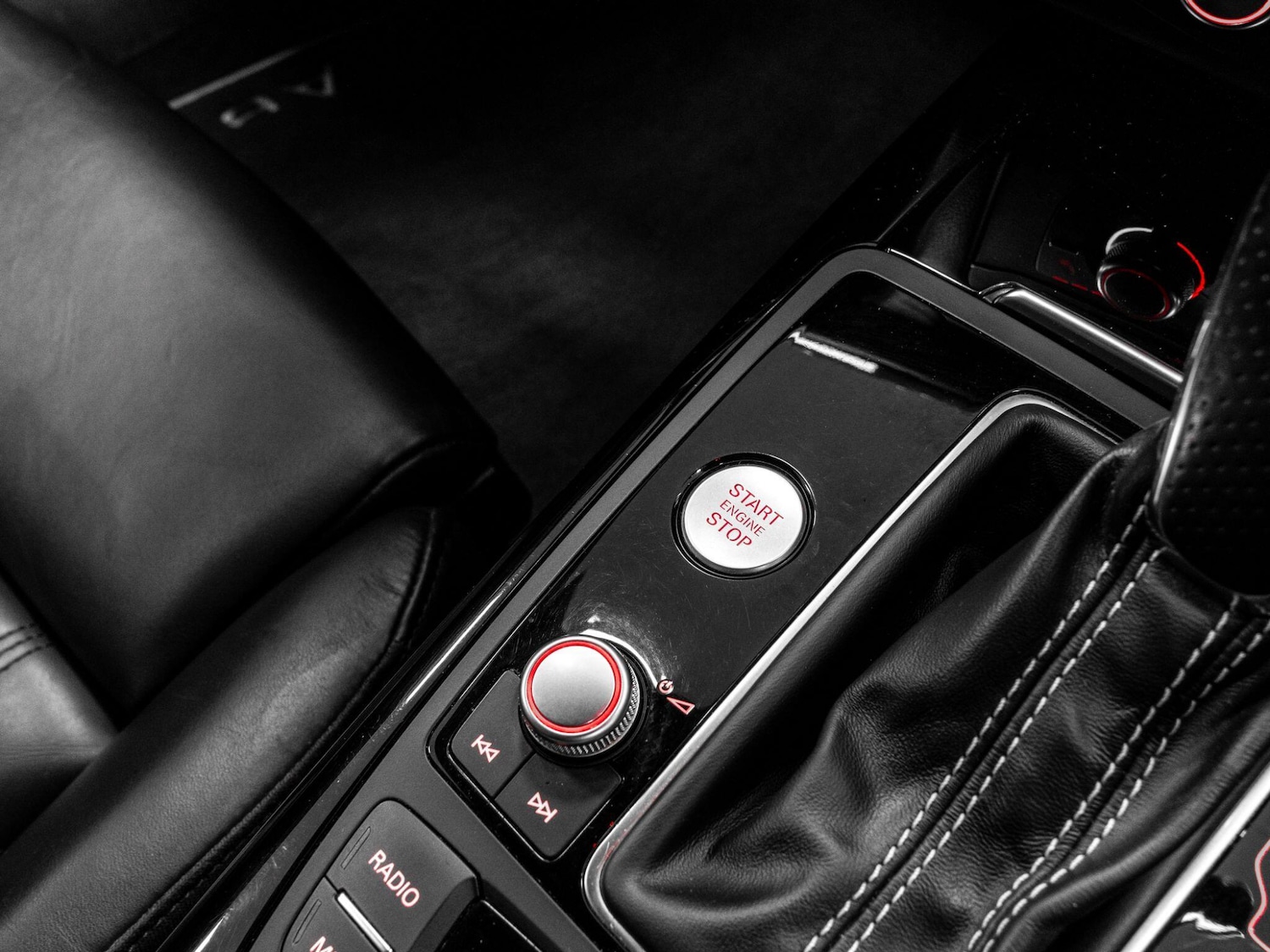 Used Audi A6 Saloon for sale - 78136023: Photo 34