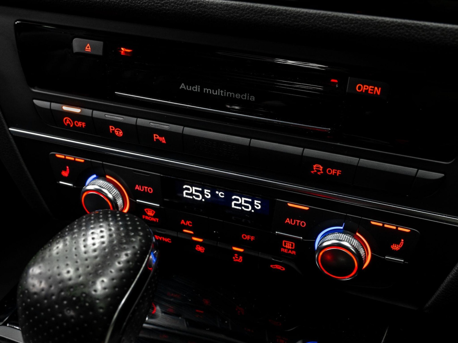 Used Audi A6 Saloon for sale - 78136023: Photo 35