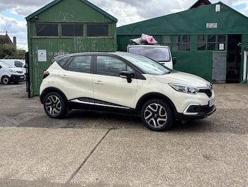 Used Renault Captur 2017 for sale - 79792743: Photo