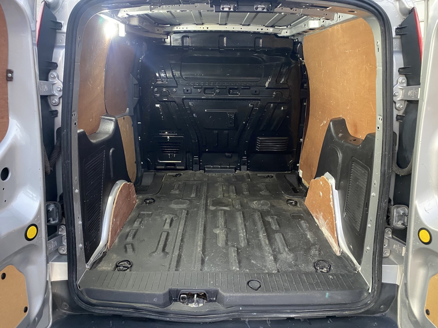 Used Ford Transit Connect 2018 for sale - 76605650: Photo 14