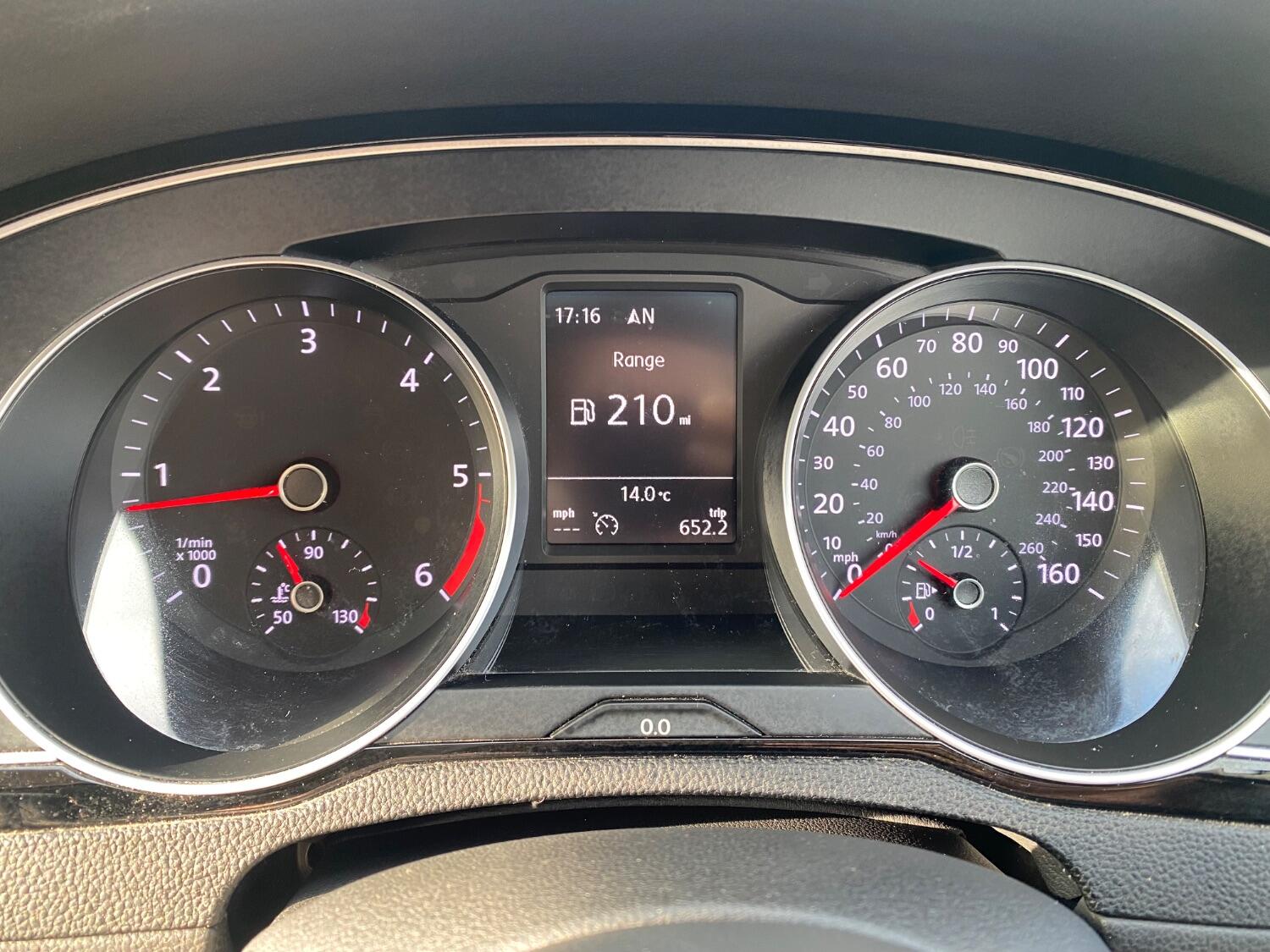 Used Volkswagen Passat 2016 for sale - 77851219: Photo 12