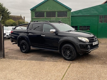 Mitsubishi - L200