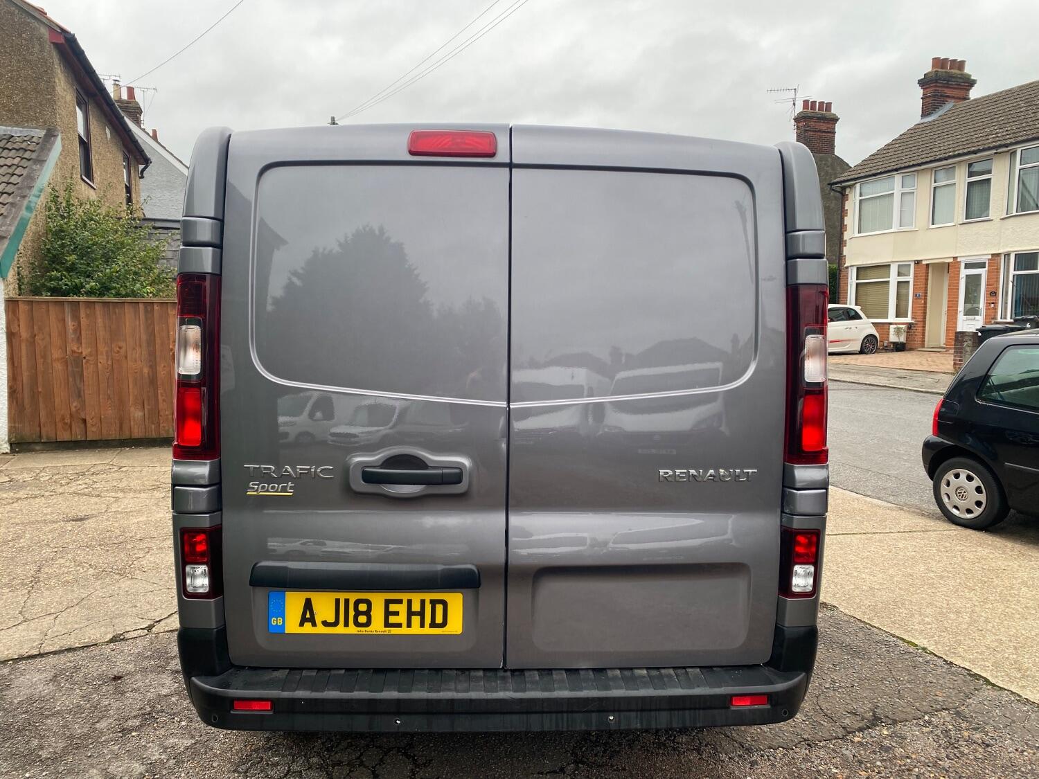 Used Renault Trafic 2018 for sale - 76363081: Photo 5