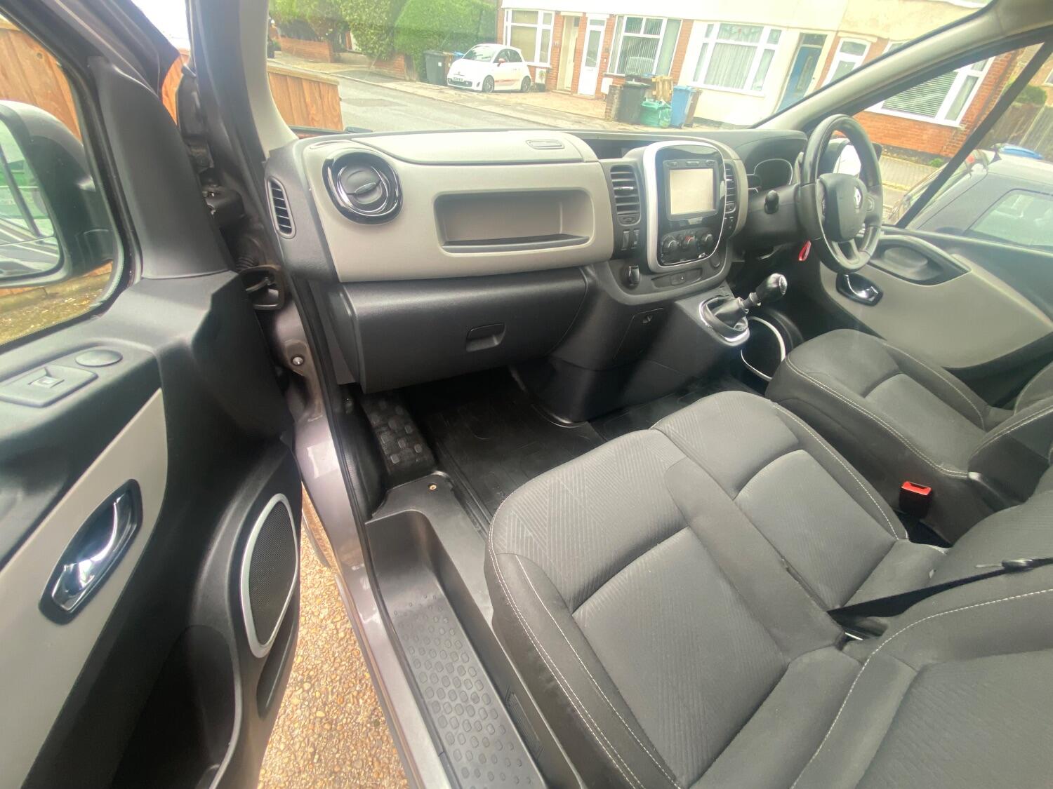 Used Renault Trafic 2018 for sale - 76363081: Photo 7