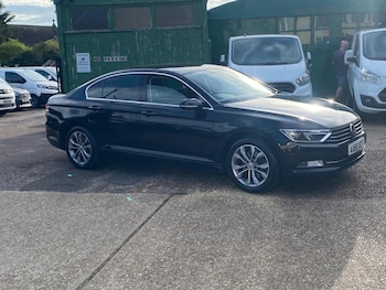 Volkswagen - Passat