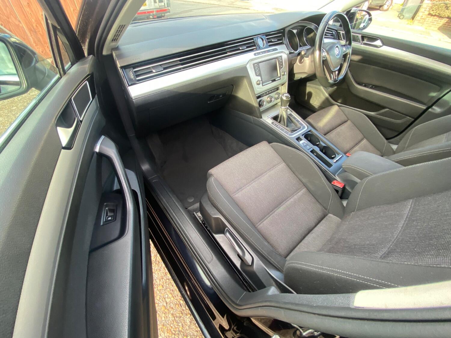Used Volkswagen Passat 2016 for sale - 76170442: Photo 7