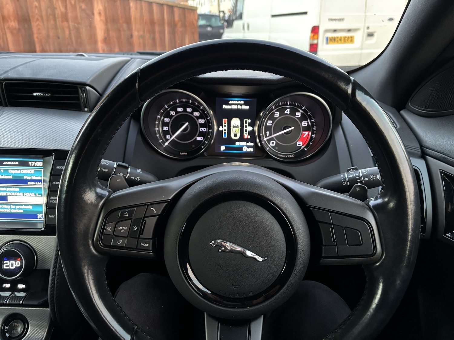 Used Jaguar F-Type 2014 for sale - 77179745: Photo 10