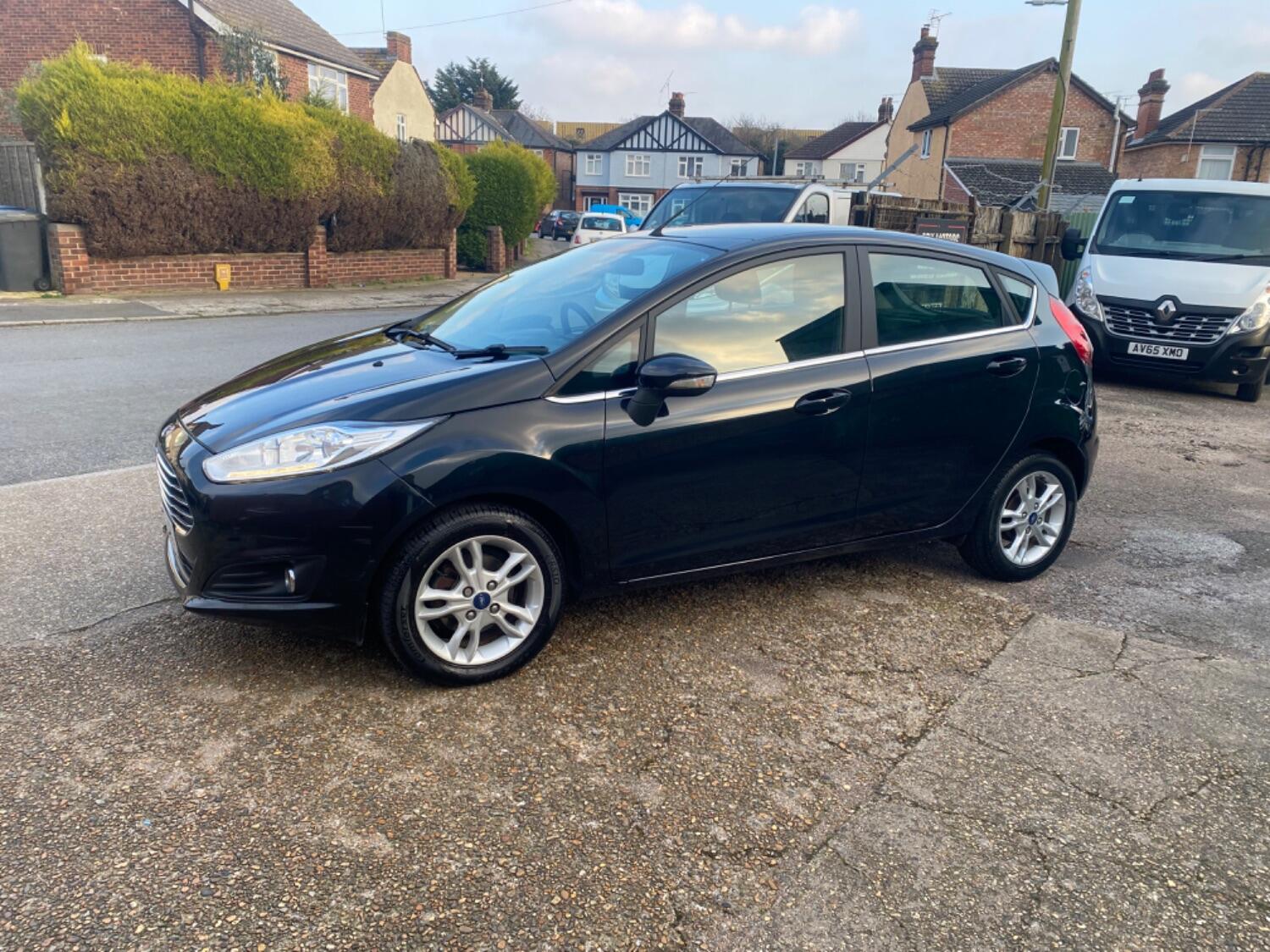 Used Ford Fiesta 2016 for sale - 77107748: Photo 3