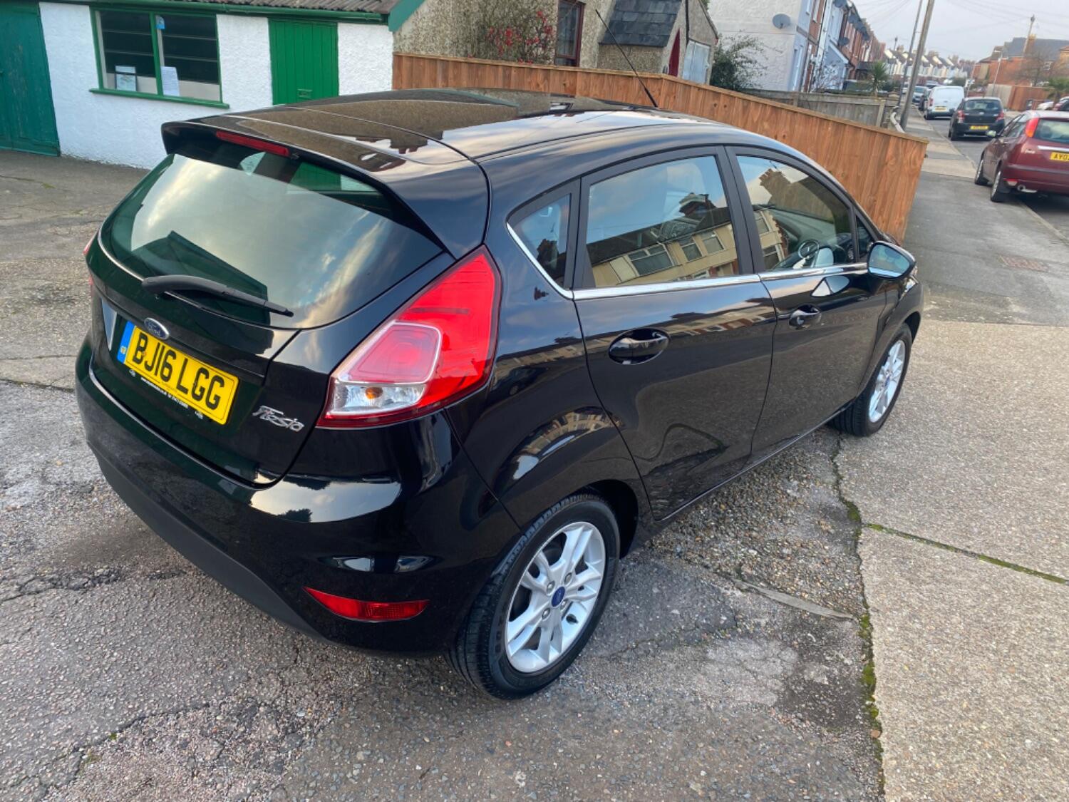 Used Ford Fiesta 2016 for sale - 77107748: Photo 7