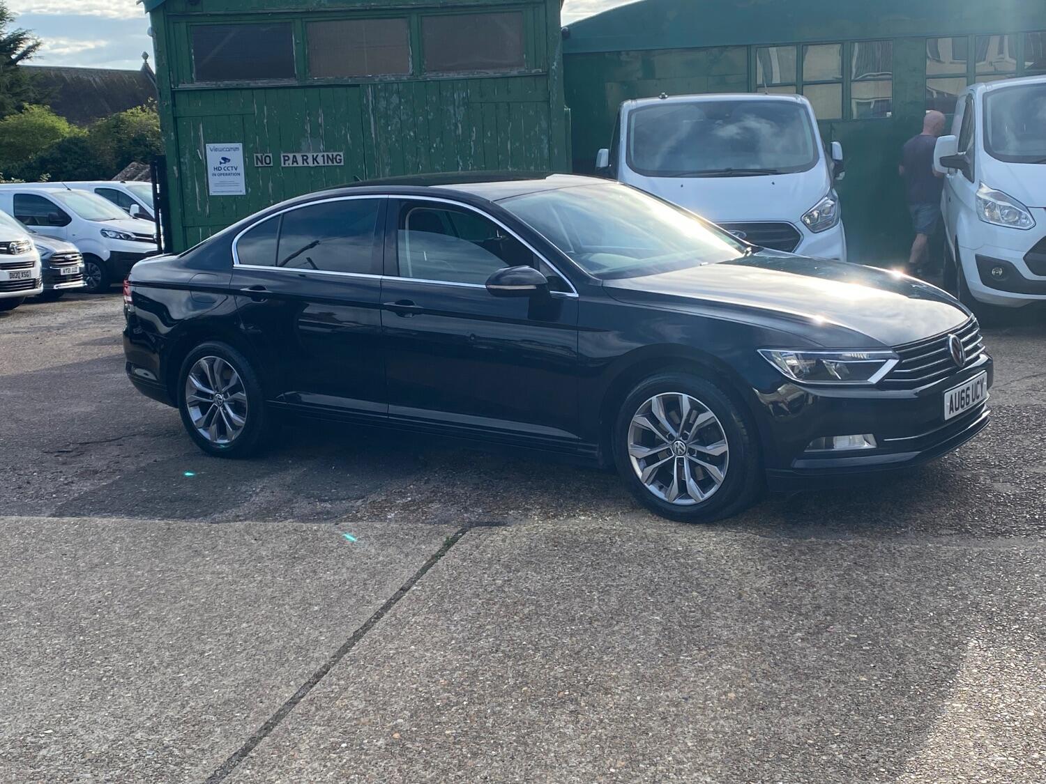 Used Volkswagen Passat 2016 for sale - 77011799: Photo 1