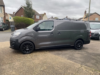 Used Peugeot Expert 2019 for sale - 76560011: Photo