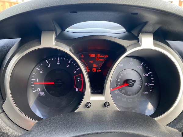 Used Nissan Juke 2014 for sale - 76170436: Photo 15