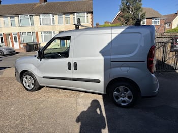 Used Vauxhall Combo 2016 for sale - 79731973: Photo