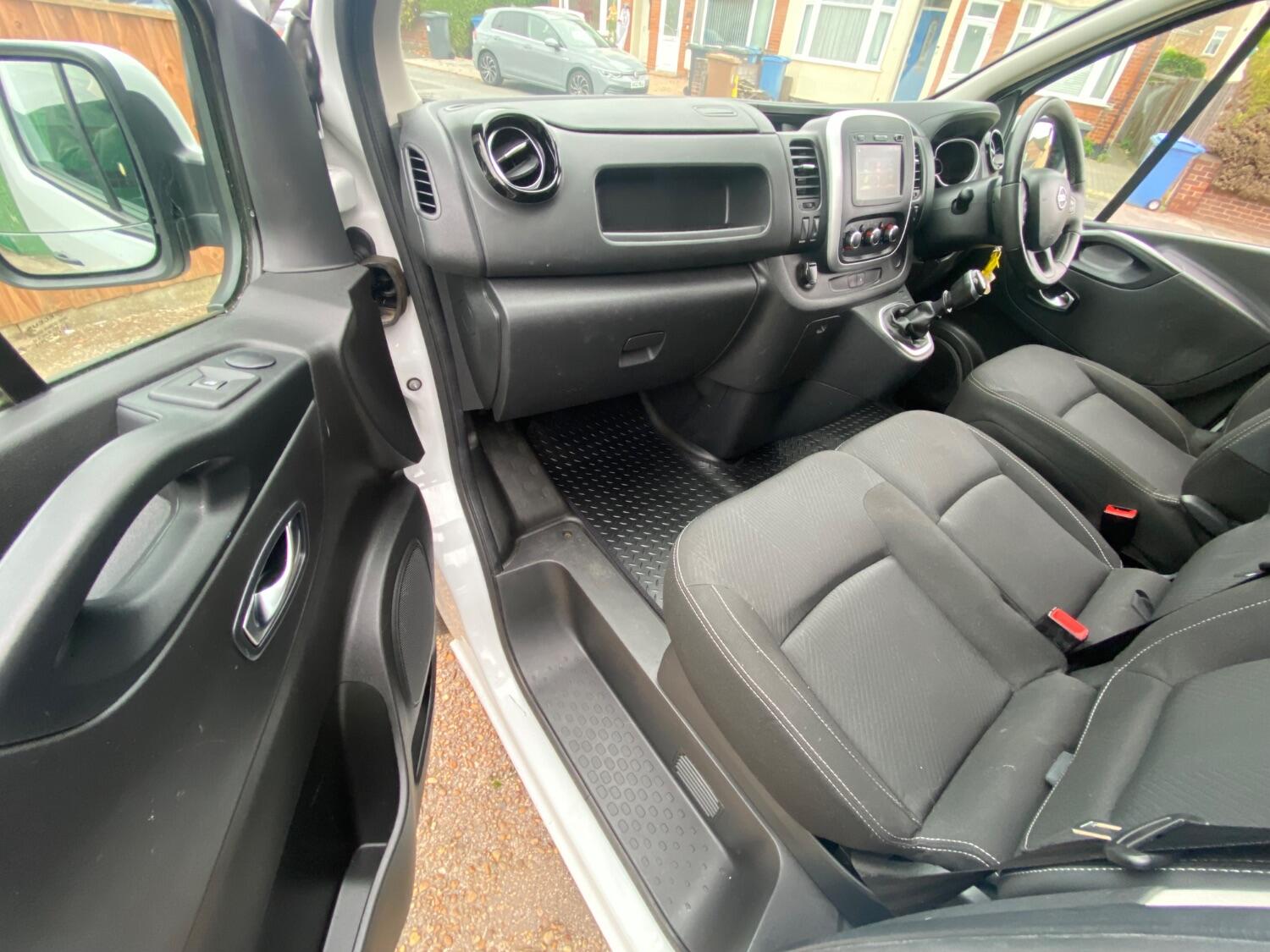 Used Nissan NV300 2020 for sale - 76769588: Photo 7