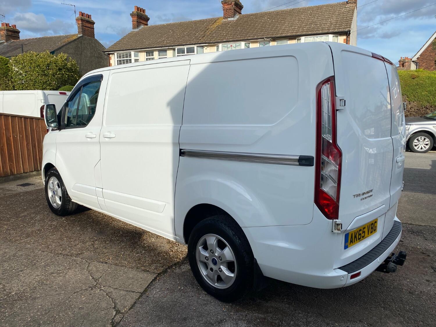 Used Ford Transit Custom 2015 for sale - 76170422: Photo 4