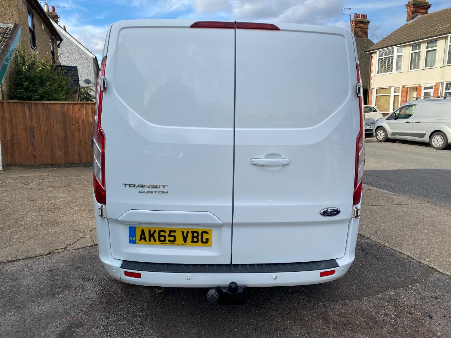 Used Ford Transit Custom 2015 for sale - 76170422: Photo 5