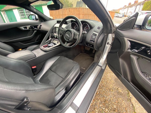Used Jaguar F-Type 2014 for sale - 73116417: Photo 9